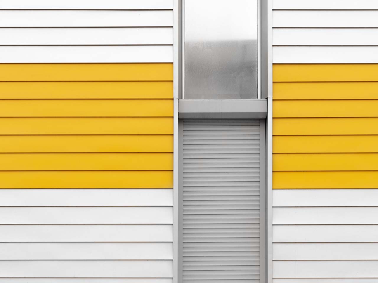 A Guide to Choosing the Best Automatic Rolling Shutters