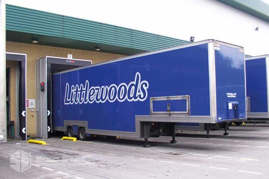 Inflatable Dock Shelter