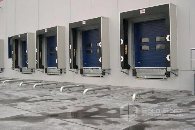 Inflatable Dock Shelter